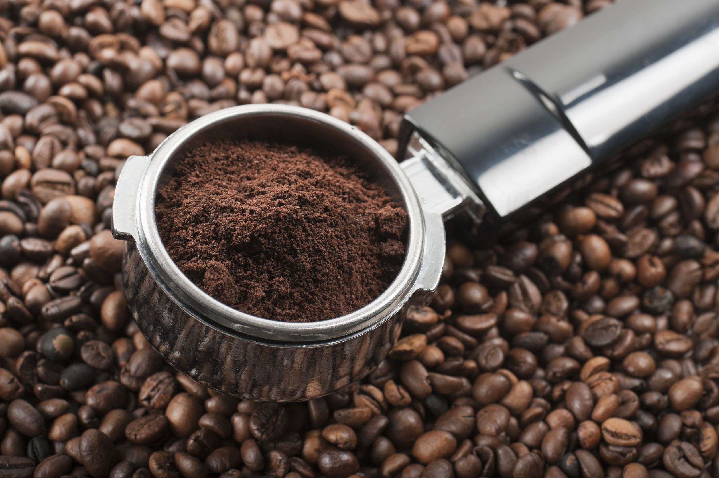 10 Creative Ways to Use Old Coffee Grounds