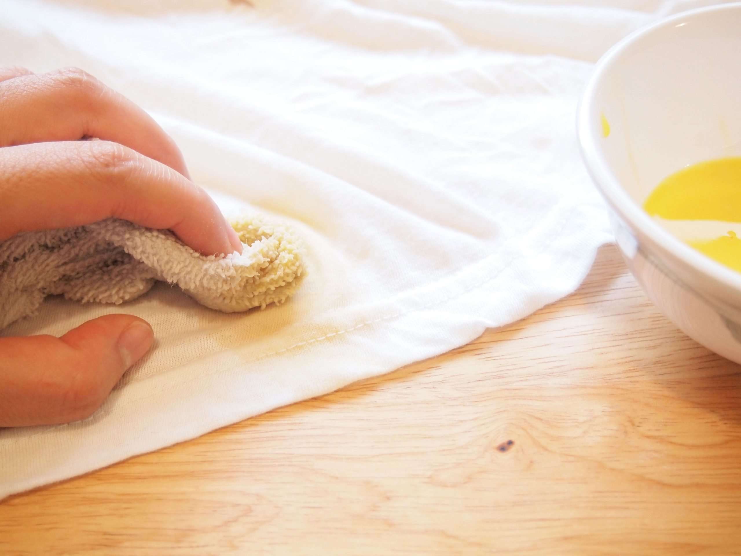 How to Remove a Coffee Stain from a Cotton Shirt
