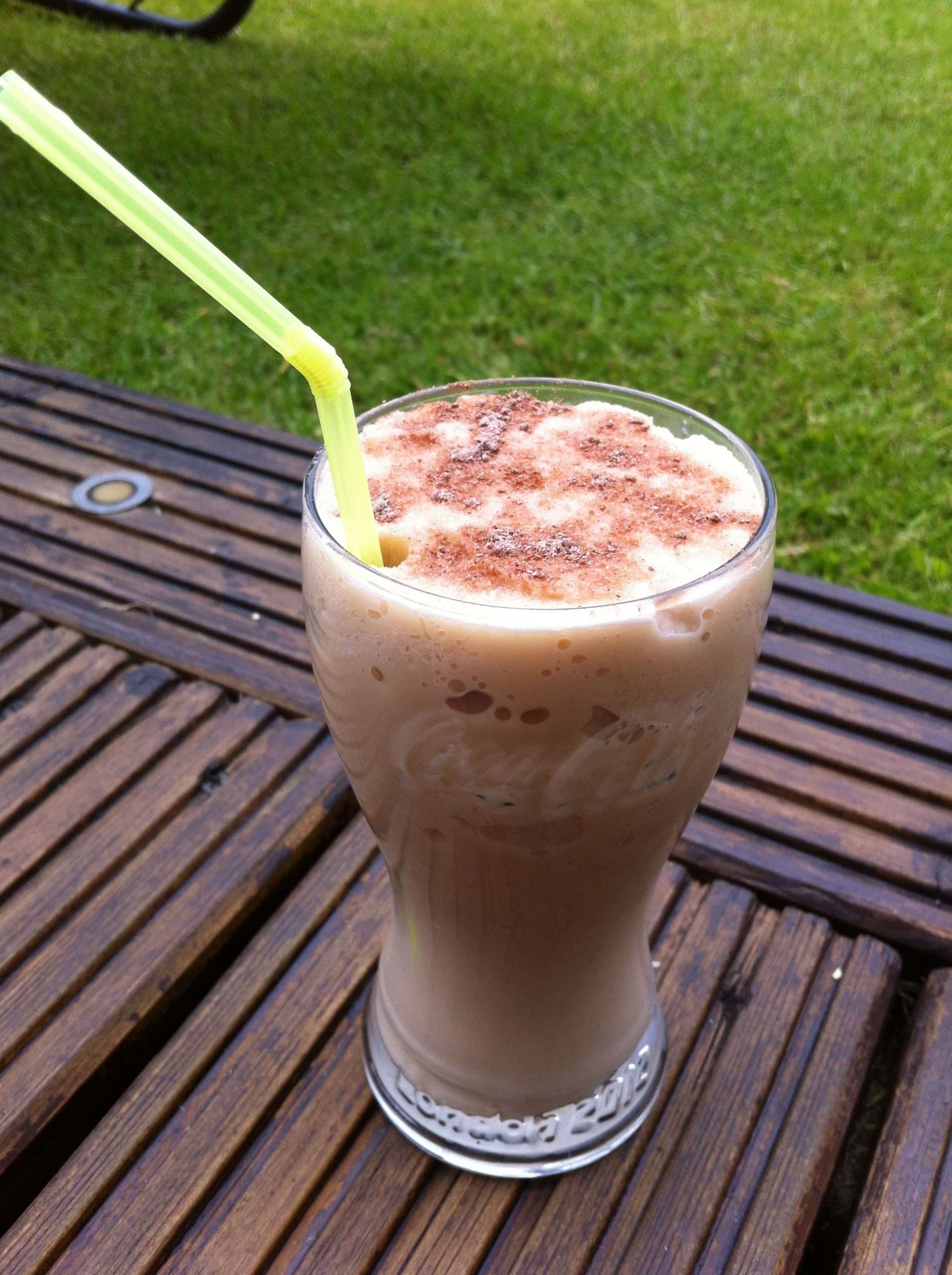 Iced Coffee Frappe : 4 Steps (with Pictures)